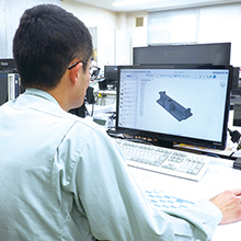 CAD製図の様子