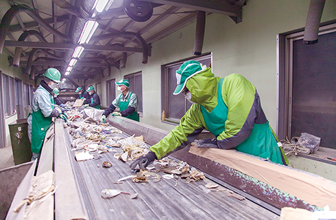 分別収集・選別の様子